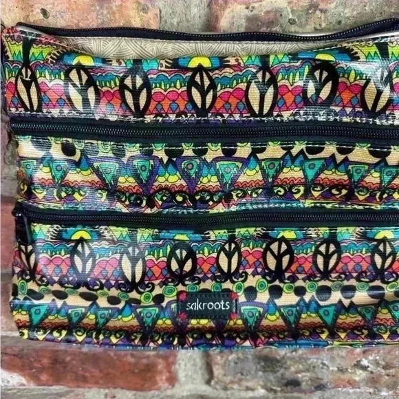 Sakroots Artist Circle Coated Multi-Color Peace Crossbody - Picture 2 of 3